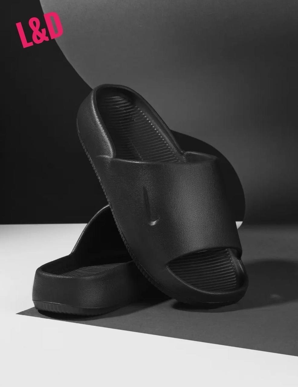 шлепанцы nike,шлепанцы женские,сланцы nike calm slide,сланцы nike,белые шлепанцы