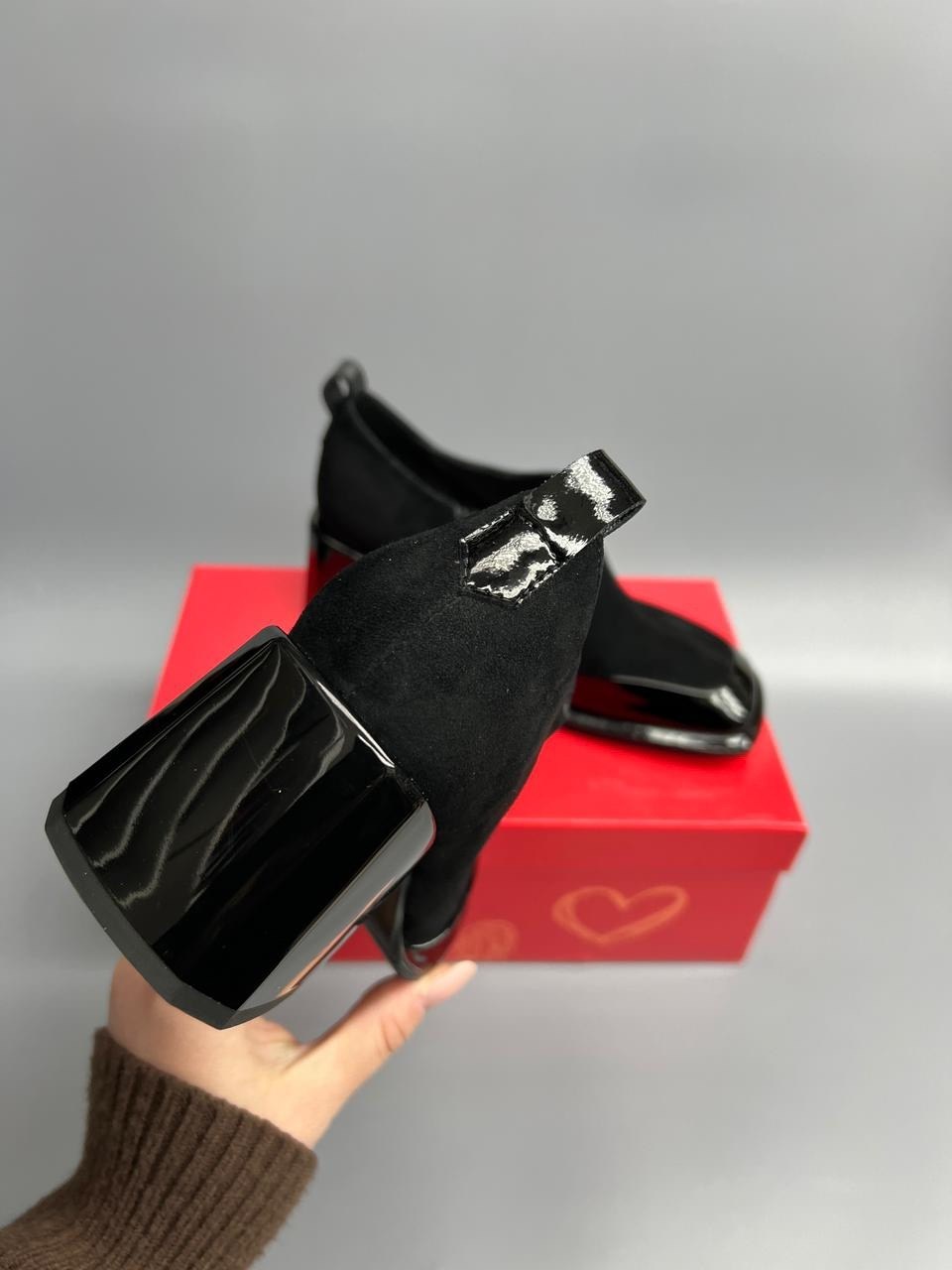 ,ботильоны женские,замшевые ботильоны на каблуке,женская ,замшевые ботильоны на узком каблуке черный цвет lime