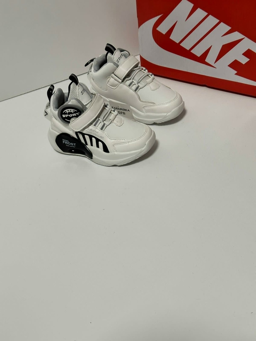 ботинки канарейка 23,кроссовки,детские кроссовки,,детская