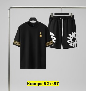 Костюм