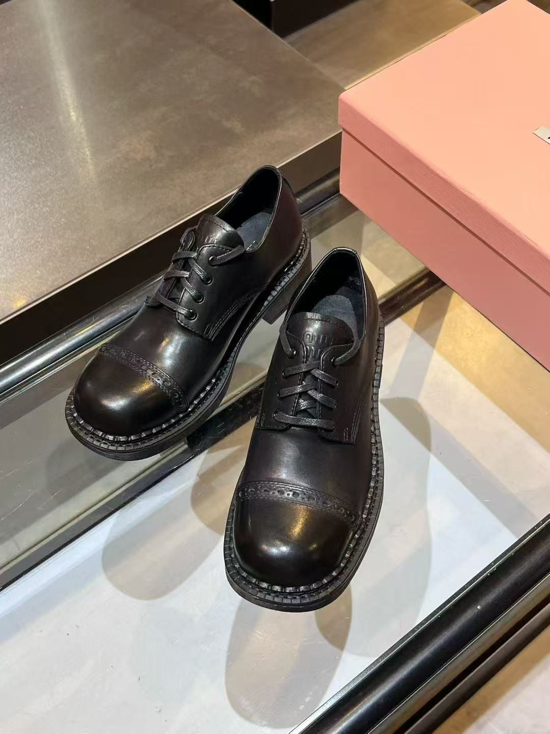 ,туфли мужские,ботинки salvatore ferragamo,мужская ,прада