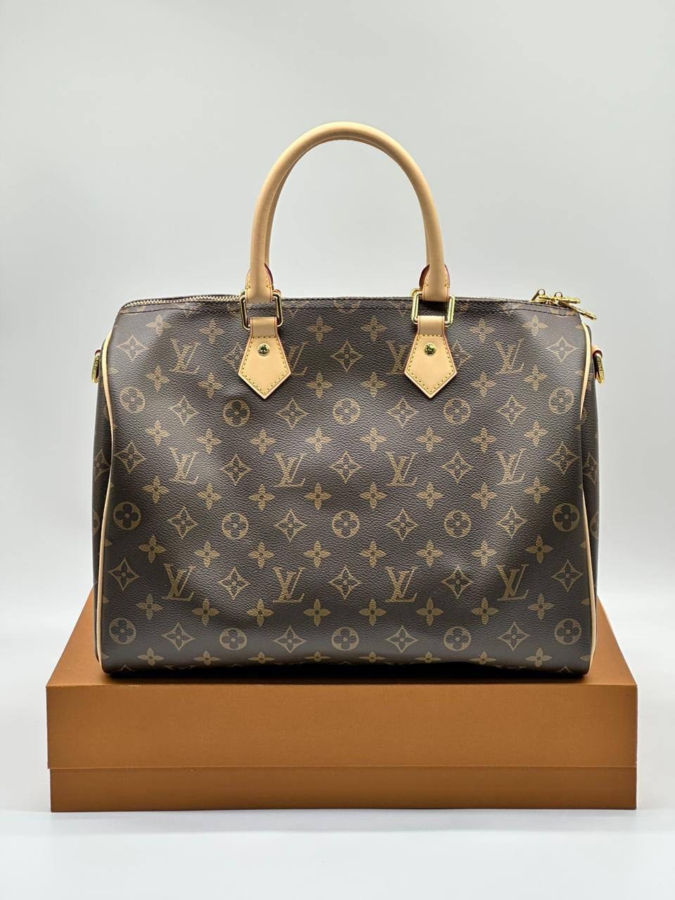 louis vuitton ремень упаковка,подарочная коробка louis vuitton,louis vuitton bag,louis vuitton monogram,louis vuitton коробка оригинал оранжевый