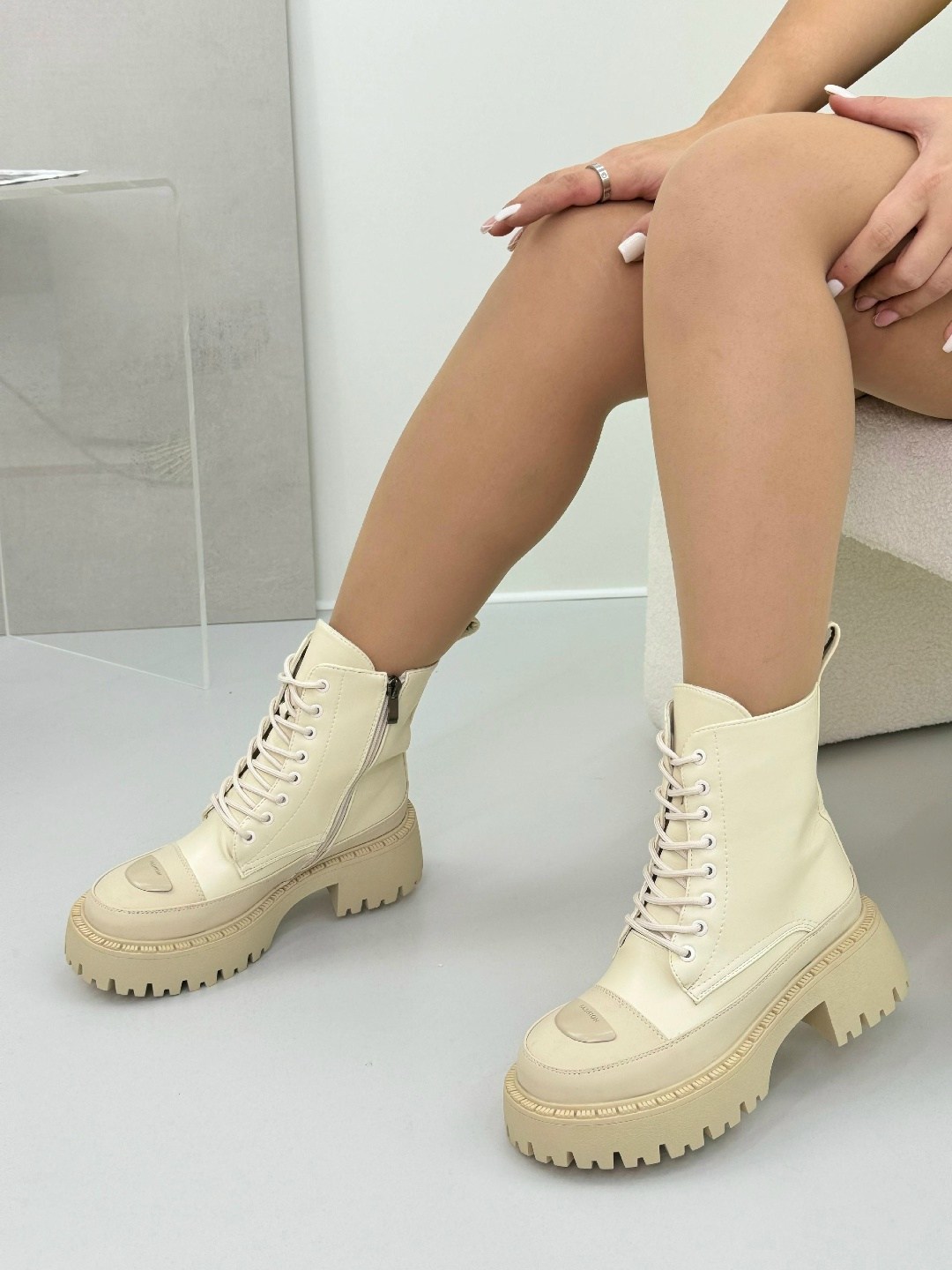 женские ботинки,,ботинки,ботинки бежевые,ботинки модные