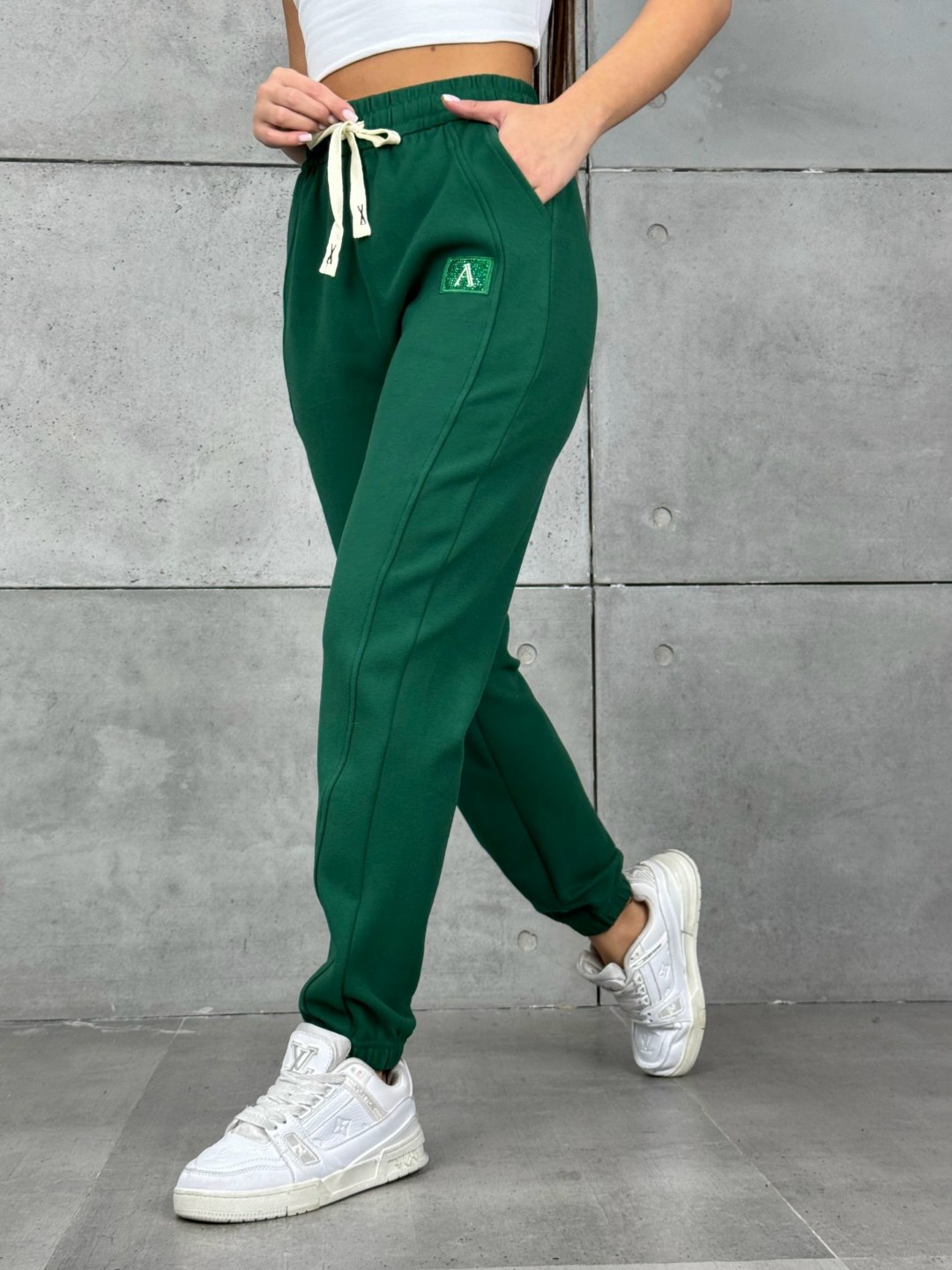 женские спортивные брюки,штаны женские,спортивные брюки джоггеры,спортивные штаны женские,штаны спортивные