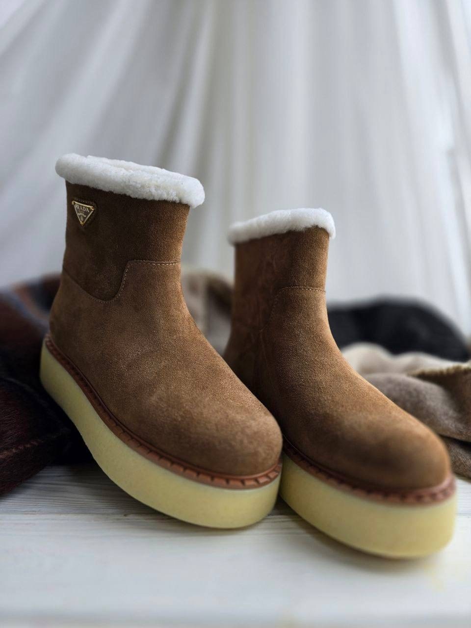 ,женская ,сапоги модные,замшевые ботинки,угги женские