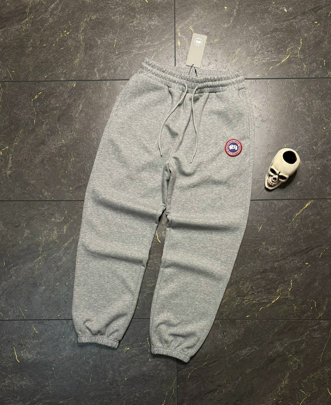 брюки спортивные,мужские спортивные брюки,спортивные штаны,штаны спортивные мужские,спортивные брюки серые