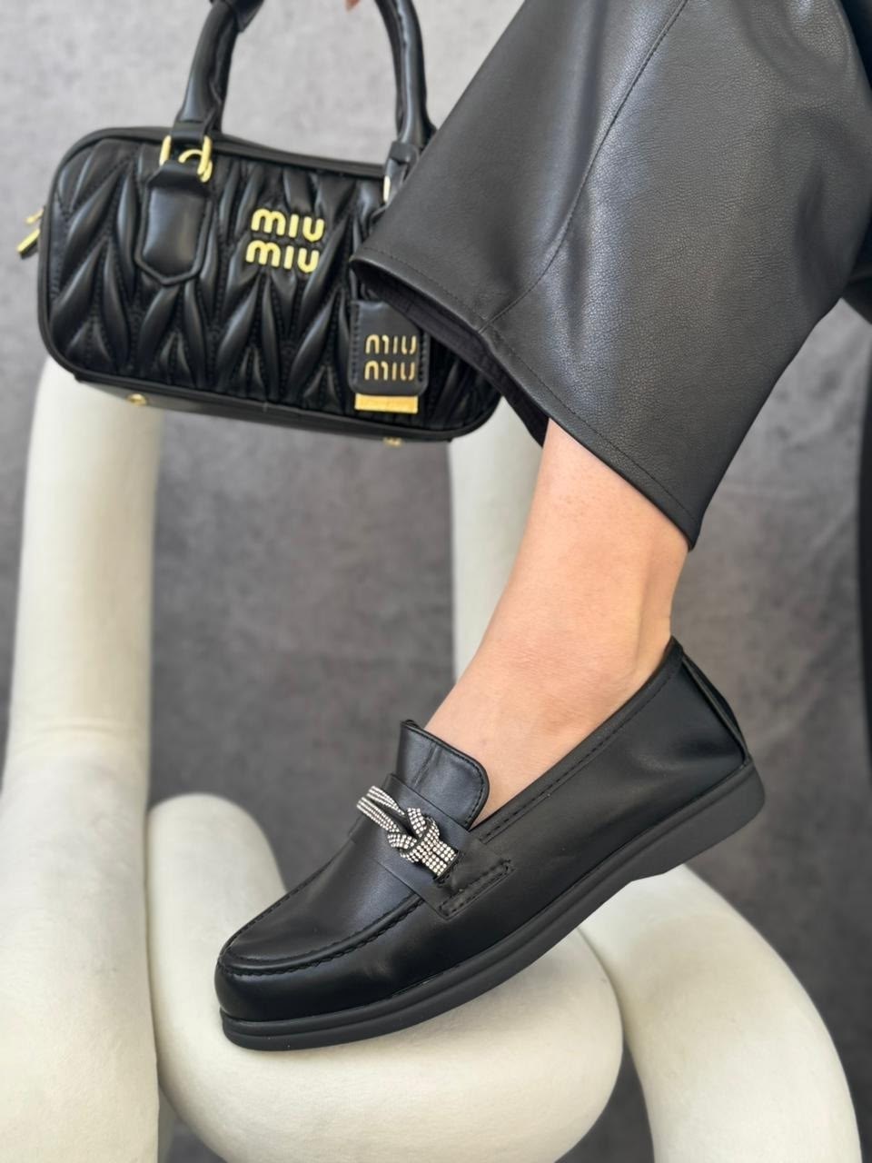 сумка miu miu,стеганая сумка arcadie miu miu черный,женская сумка miu miu,сумка miu,женская черная кожаная сумка miu miu arcadie