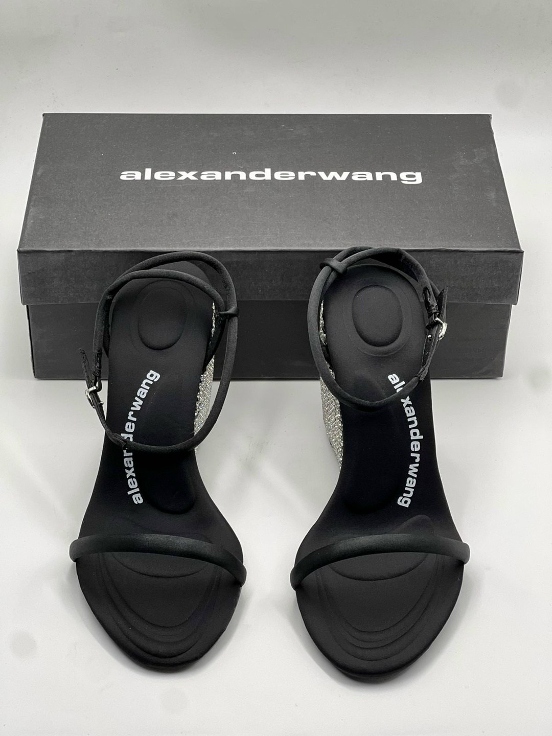 босоножки alexander wang,босоножки женские,модные босоножки,босоножки спортивные,открытые босоножки