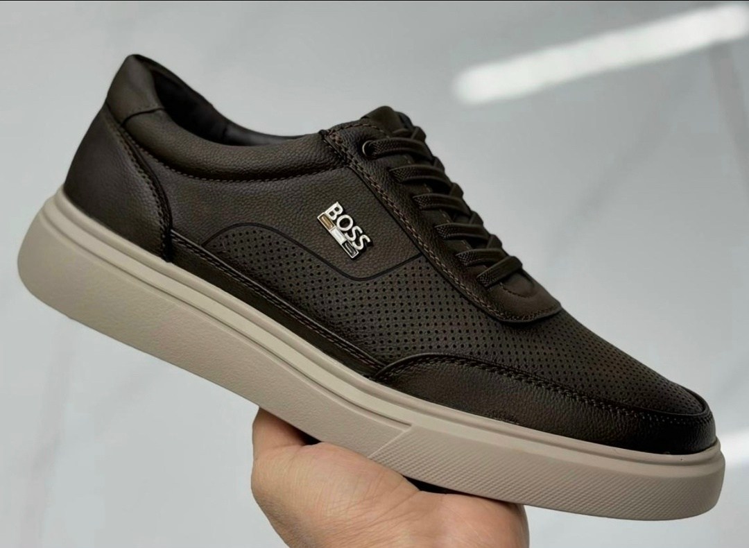 ,кроссовки hugo boss мужская кожаная повседневная спортивная ,кроссовки boss,кеды босс мужские,мужская