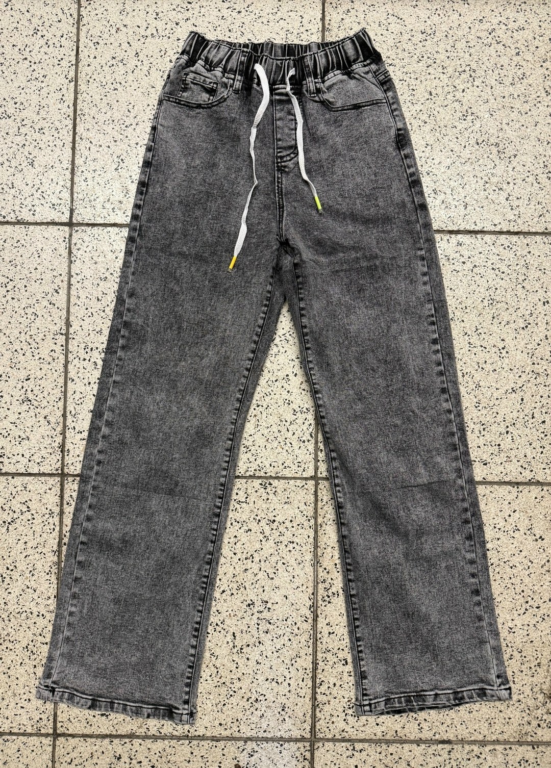 женские джинсы,широкие джинсы женские,серые джинсы широкие,джинсы женские серые,джинсы трубы женские