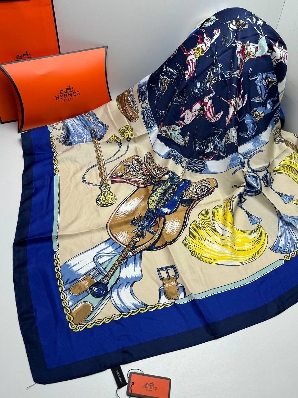 шелковый платок hermes,платки hermes,большой шелковый платок hermes,брендовый женский платок hermes,платок шейный hermes