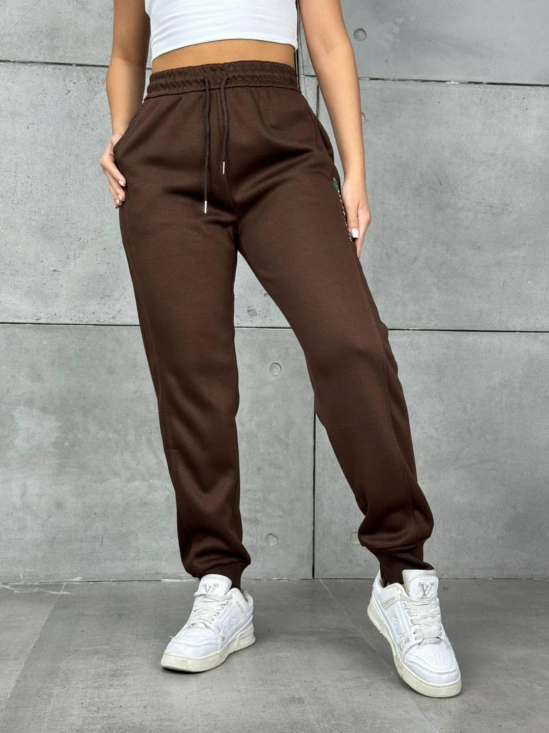 женские спортивные брюки,штаны женские,спортивные брюки джоггеры,спортивные штаны женские,штаны спортивные