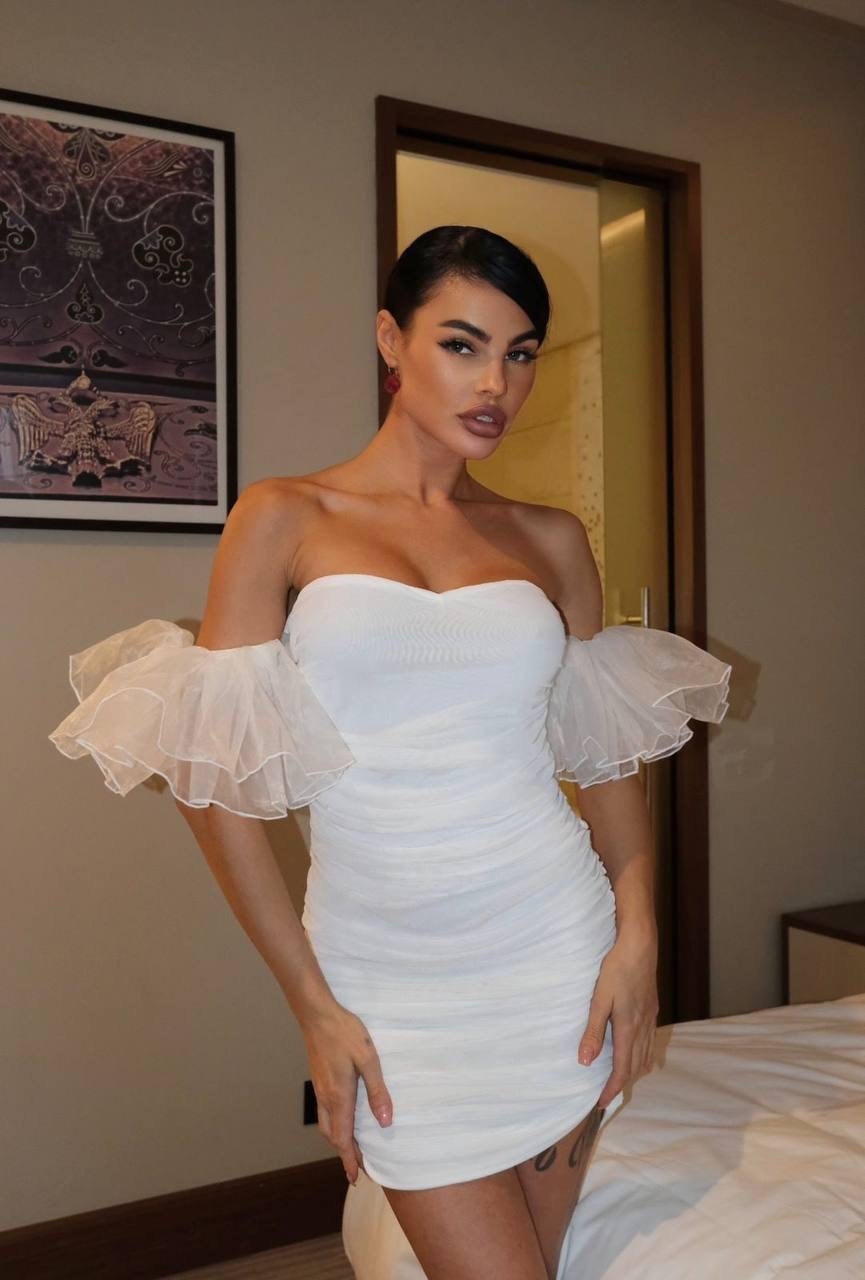 платье с открытыми плечам,короткие платье,вечернее платье короткое,мини платье с открытыми плечами вечернее,женское платье с открытыми плечами