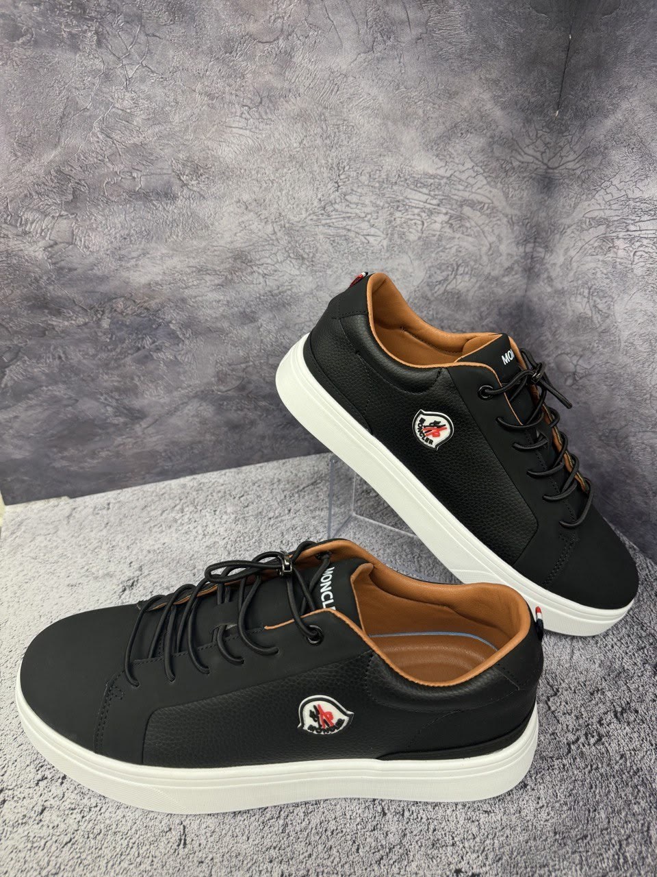 ,повседневные кроссовки,модные кроссовки,мужские кроссовки,кроссовка мужской