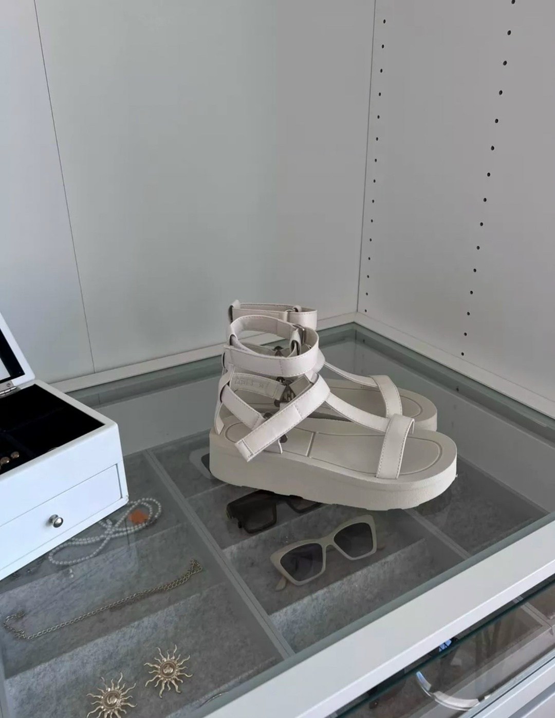 сандалии эрмес сандали,женские босоножки,босоножки,женские сандалии,стильные босоножки