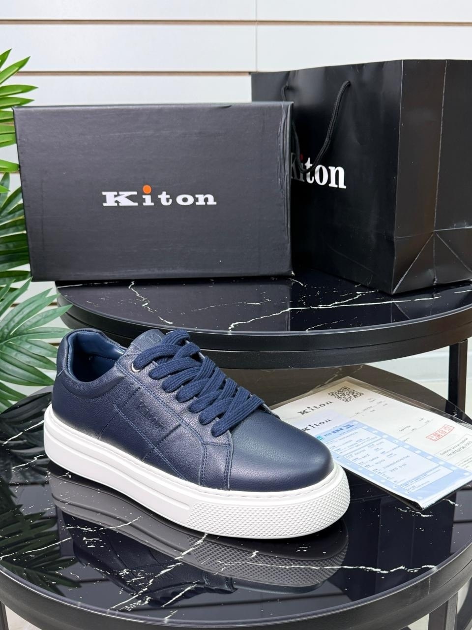 ,замшевые кроссовки,кроссовки удобные,спортивный ,модные кроссовки