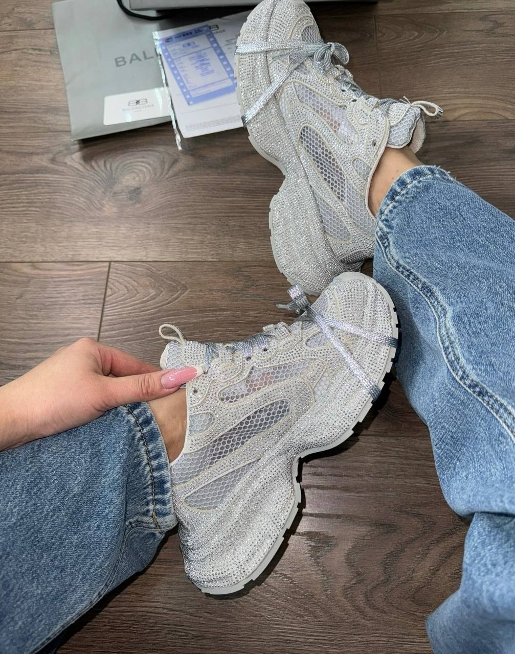 кроссовки balenciaga женские,кроссовки balenciaga,кроссовки баленcиaгa,женские кроссовки balenciaga блестящие со стразами,balenciaga triple s кроссовки женские премиум