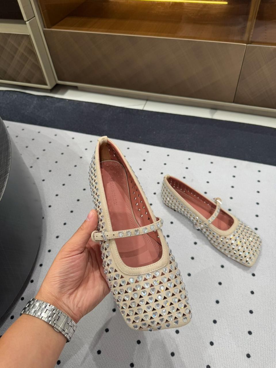 балетки miu miu 2026,балетки женские,балетки на плоской подошве,балетки,балетки alaia