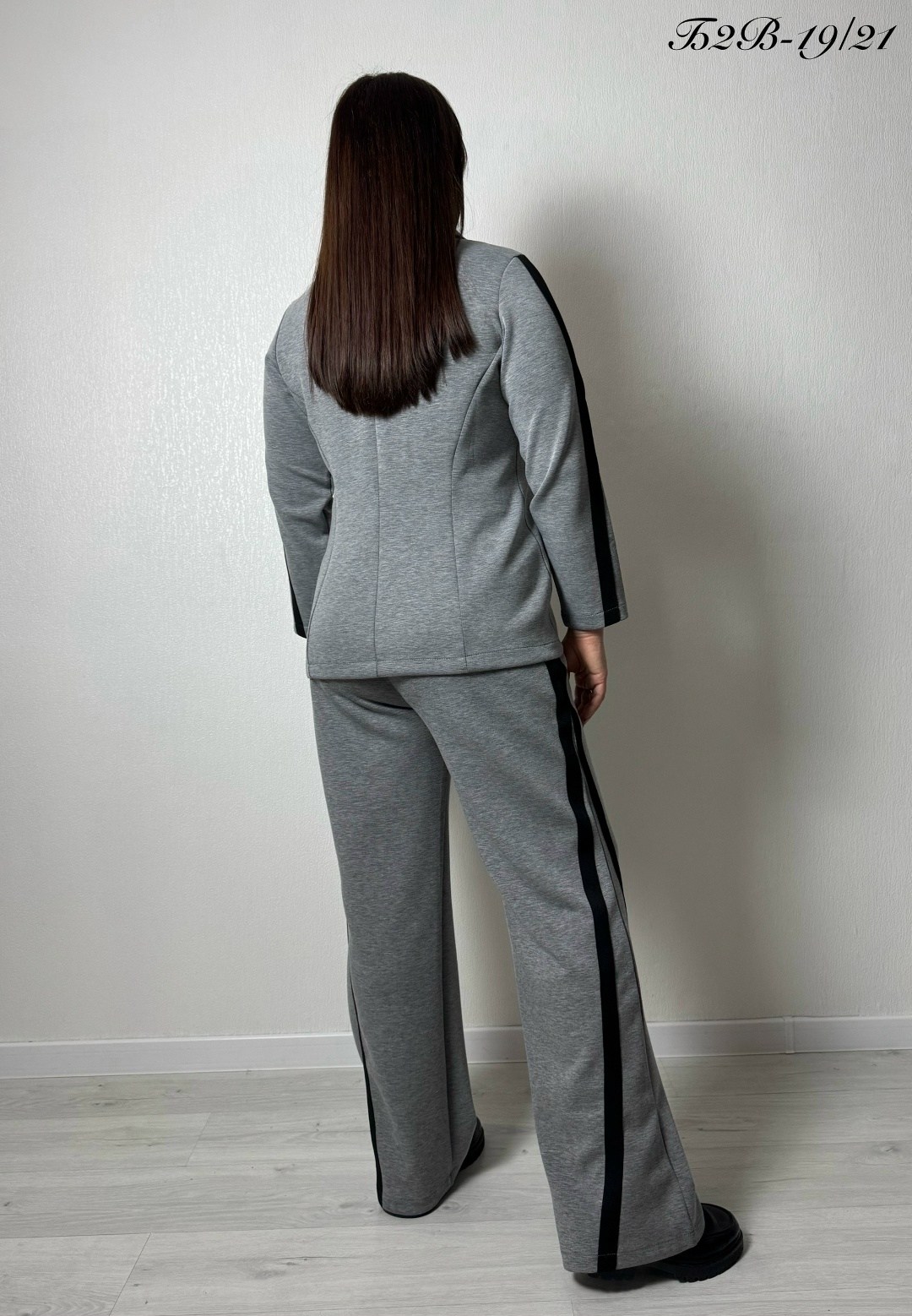 брючный костюм,женские костюмы брючные,брючный костюм серый,брючный комплект,женские костюмы