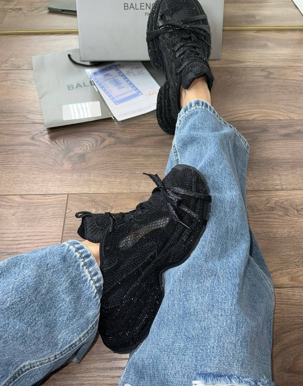 кроссовки balenciaga женские,кроссовки balenciaga,кроссовки баленcиaгa,женские кроссовки balenciaga блестящие со стразами,balenciaga triple s кроссовки женские премиум