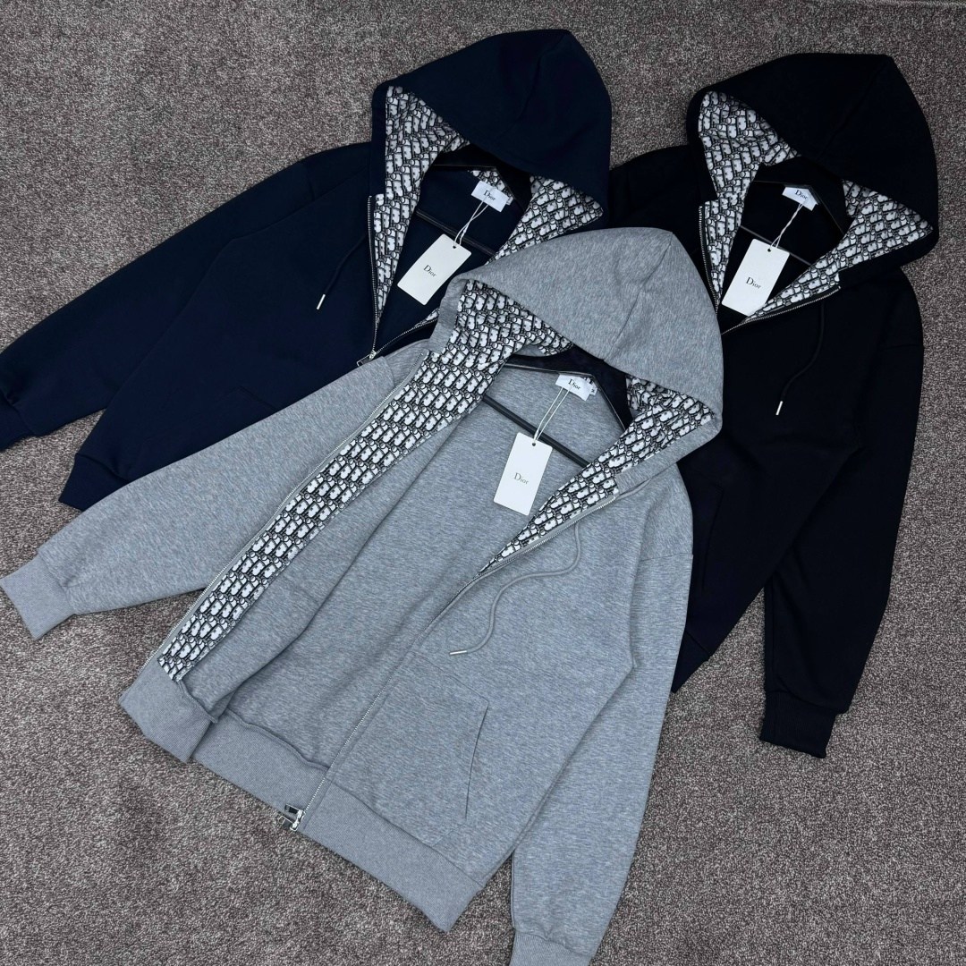 толстовка модная,спортивный костюм brunello cucinelli,серая толстовка,толстовка