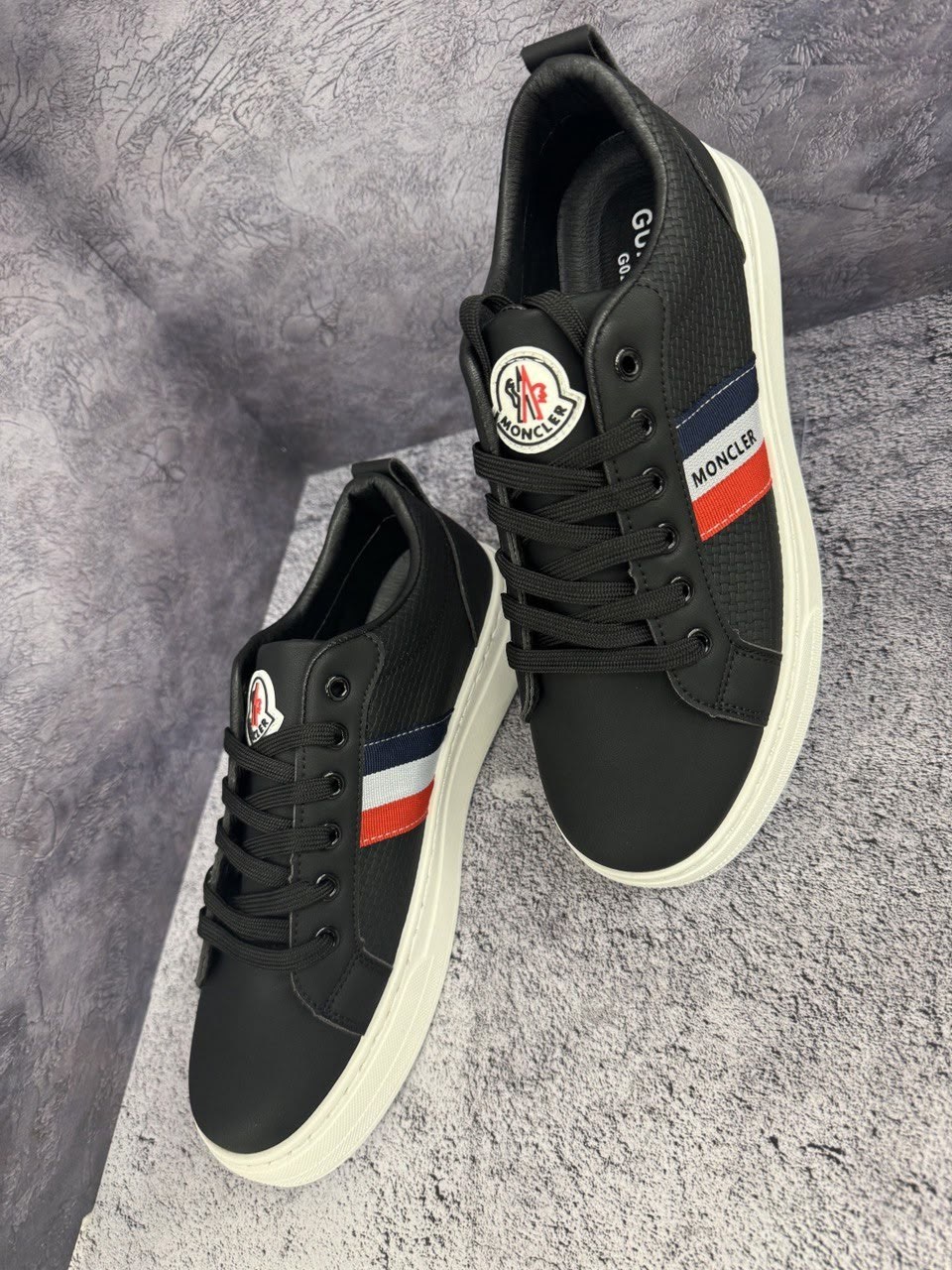 ,кроссовки moncler,кроссовки монклер,moncler sneakers,повседневные кроссовки