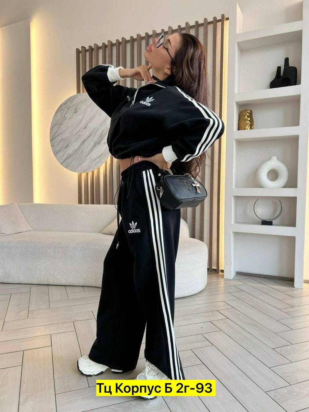 женский спортивный костюм,спортивный костюм,женский костюм,женская спортивная одежда,спортивные штаны