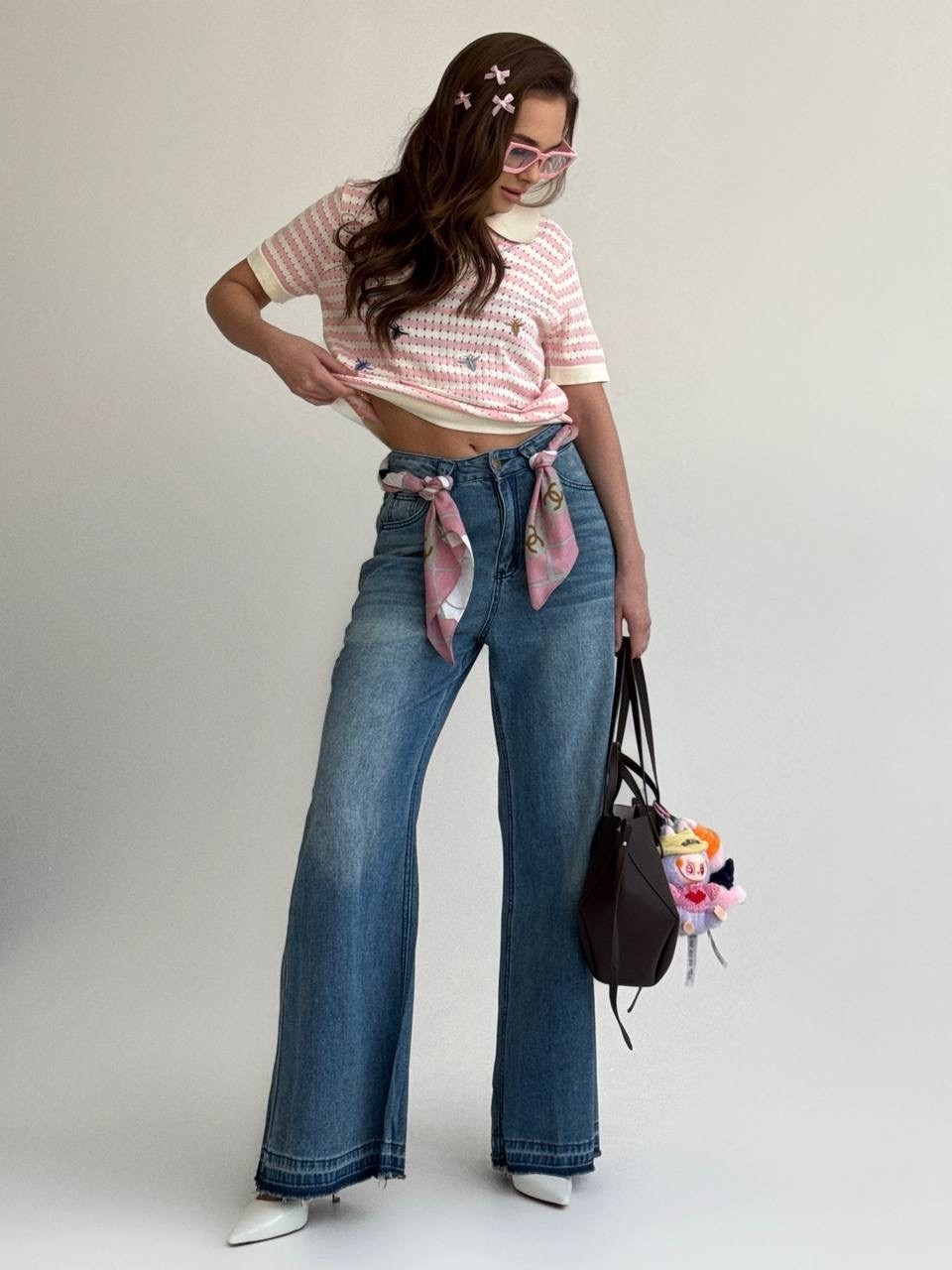 стильные джинсы,брюки джинсы,женские джинсы,одежда для женщин,футболки женская