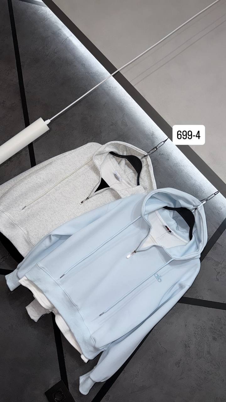 кофта женская,толстовка,спортивный костюм brunello cucinelli,кофта трикотаж,толстовка owens с капюшоном в темном стиле