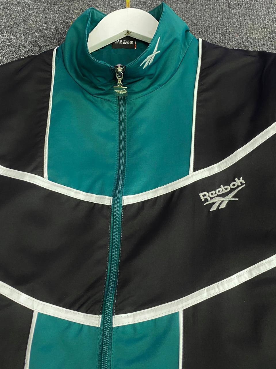 куртка спортивная,мужские спортивные костюмы,мужская куртка reebok,спортивный костюм