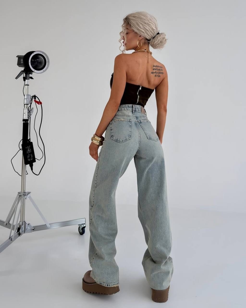 женские джинсы,джинсы стильные,джинсы широкие женские,джинсы широкие,джинсы