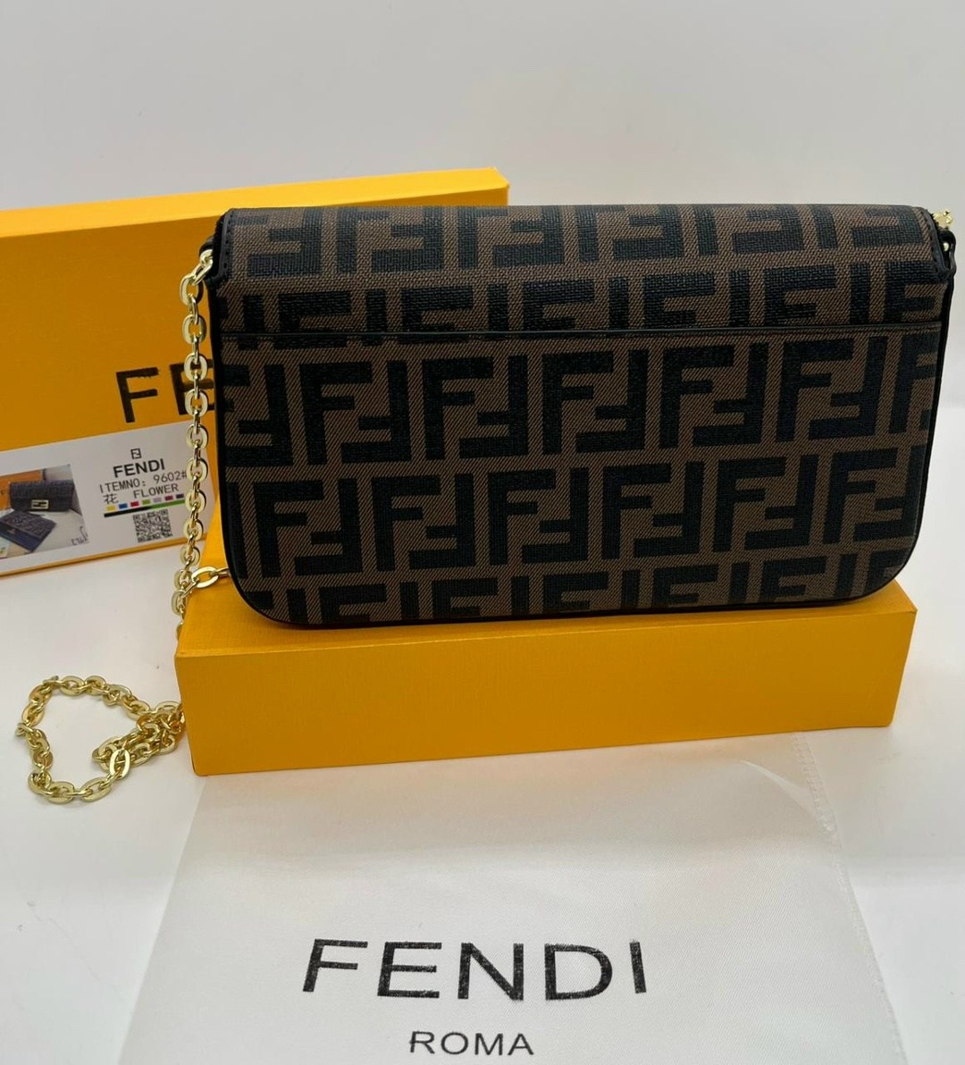 fendi сумка,fendi сумка fendi,сумка fendi baguette,женская сумка fendi,fendi сумка на плечо
