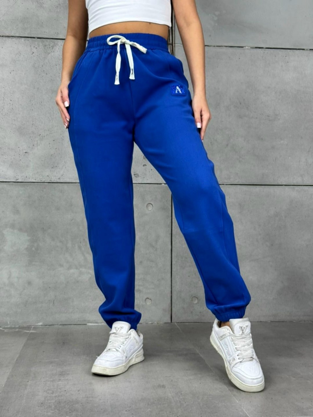 женские спортивные брюки,штаны женские,спортивные брюки джоггеры,спортивные штаны женские,штаны спортивные