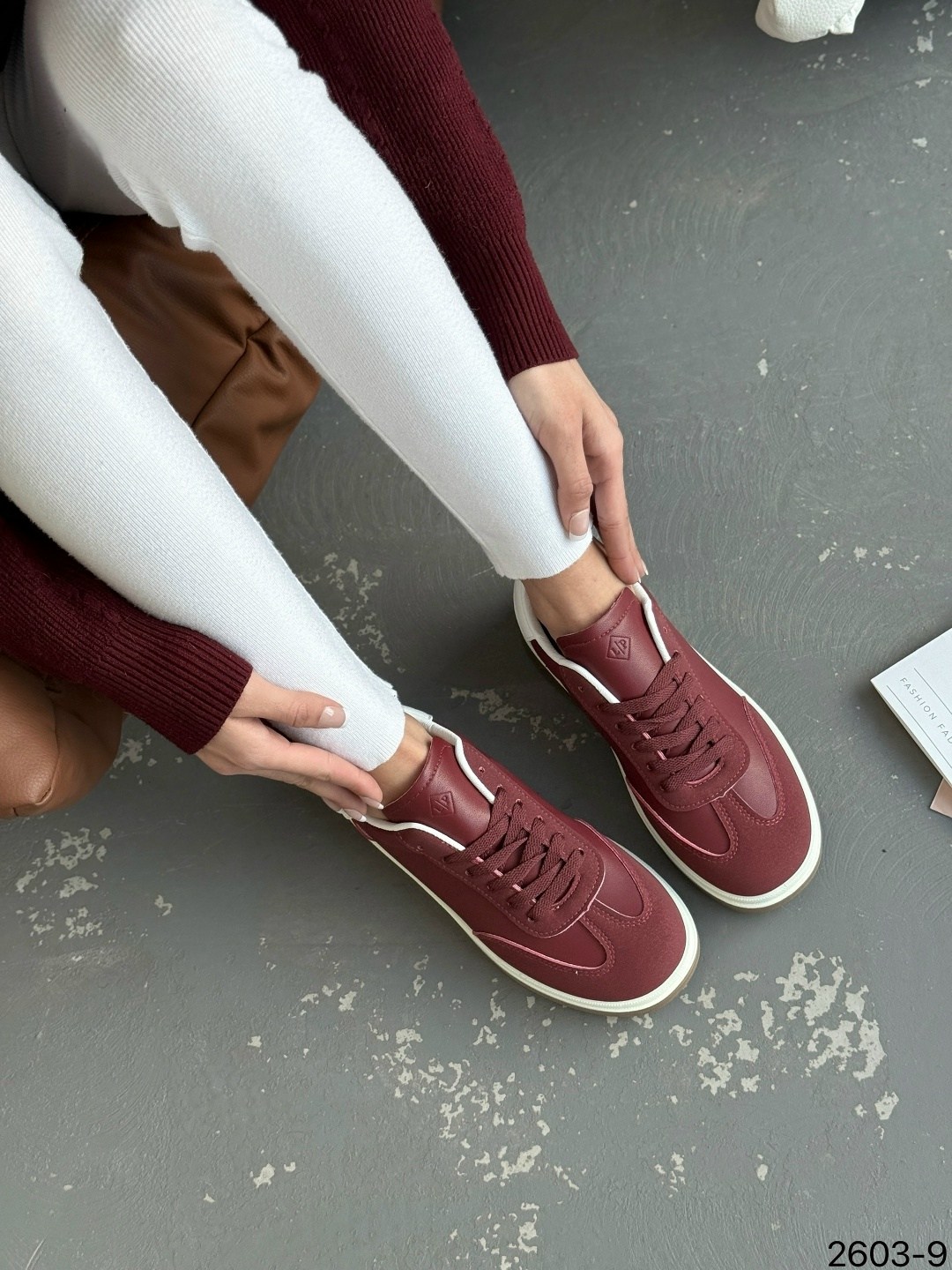 кроссовки бордовые,бордовые кроссовки мужские,кроссовки марсала,бордовые кеды,женские кроссовки