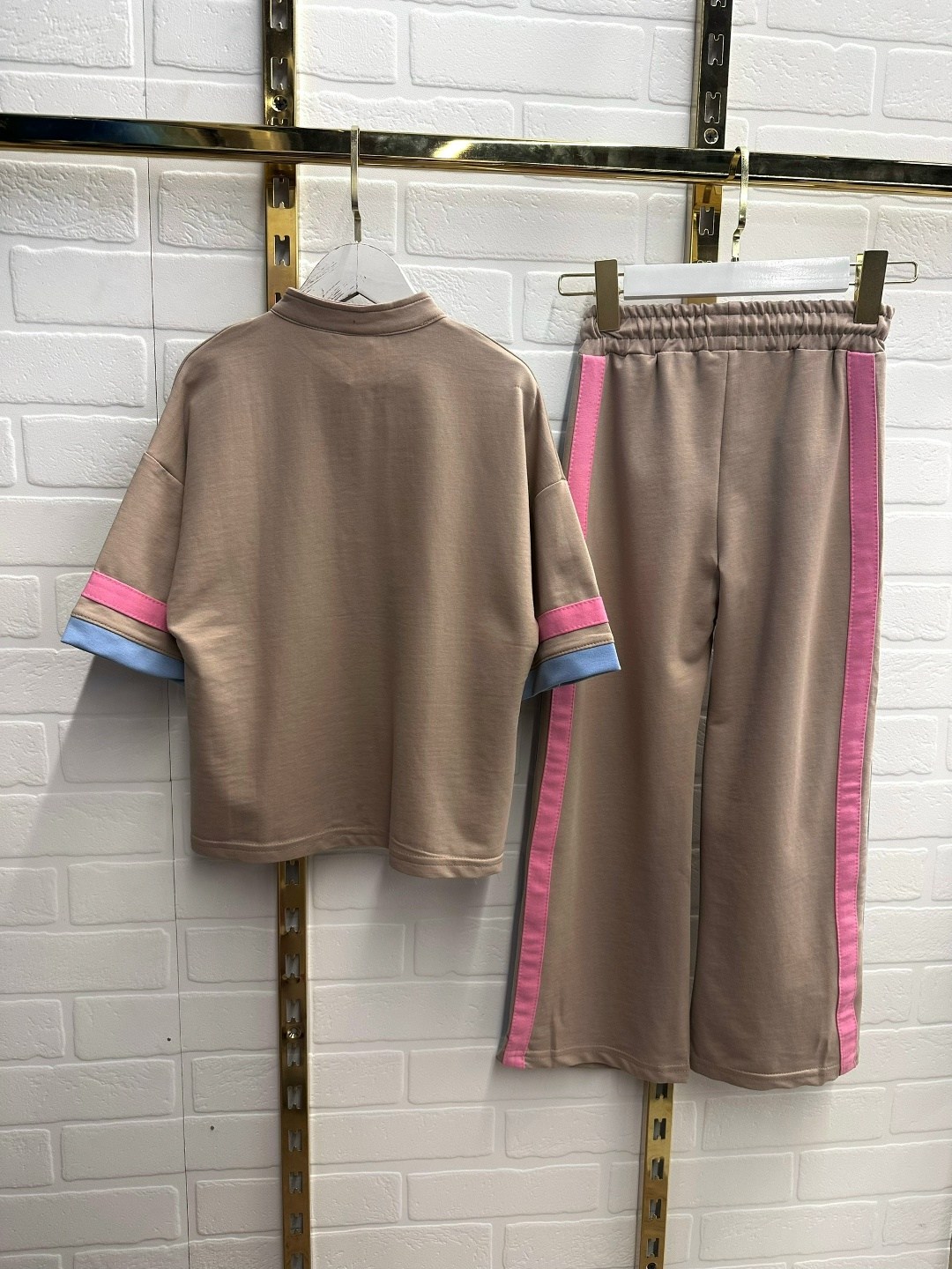 спортивный костюм бежевый,спортивные костюмы женские,костюм повседневный,костюм спорт шик женский,костюм спортивные женские костюмы