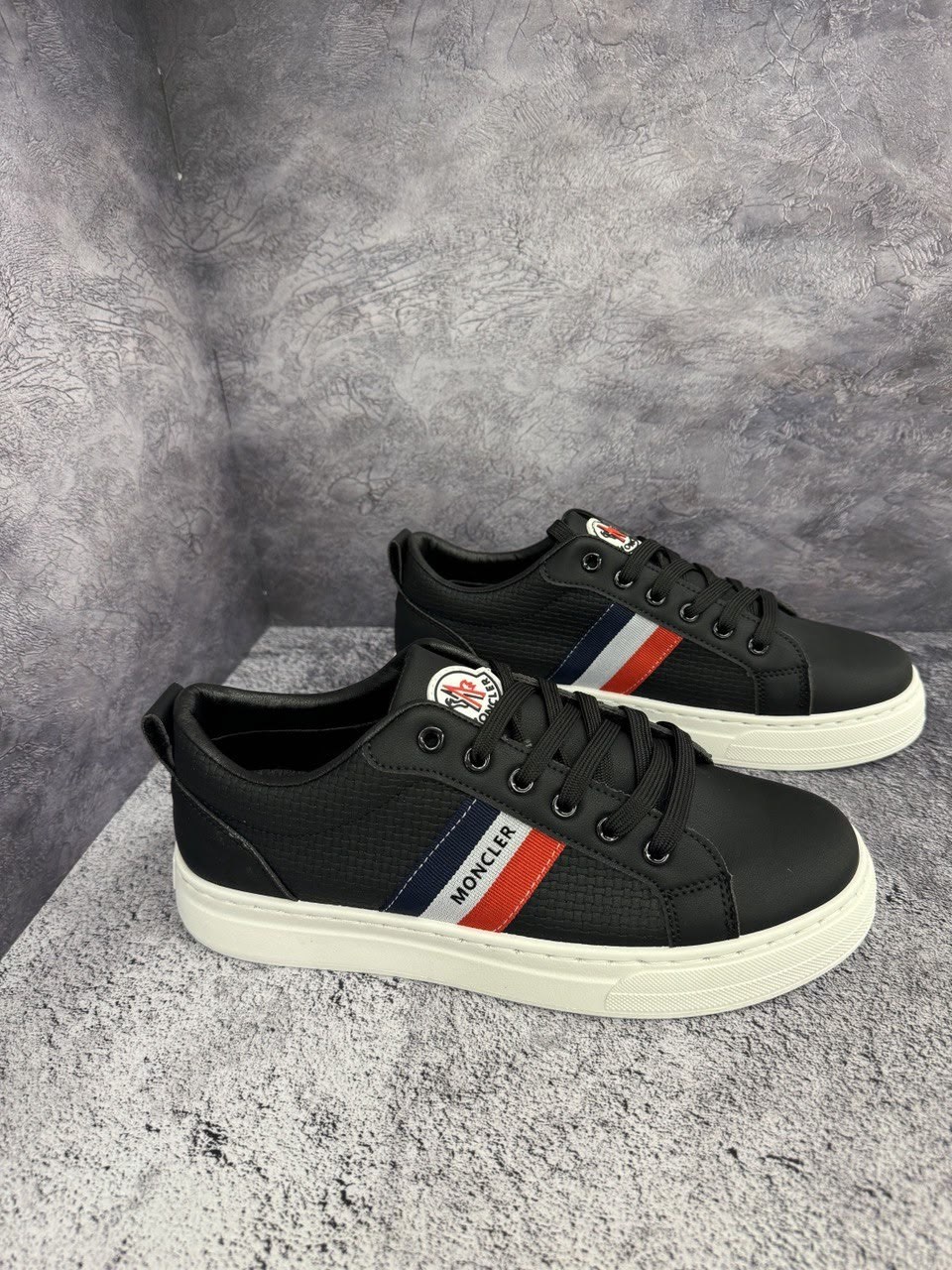 ,кроссовки moncler,кроссовки монклер,moncler sneakers,повседневные кроссовки