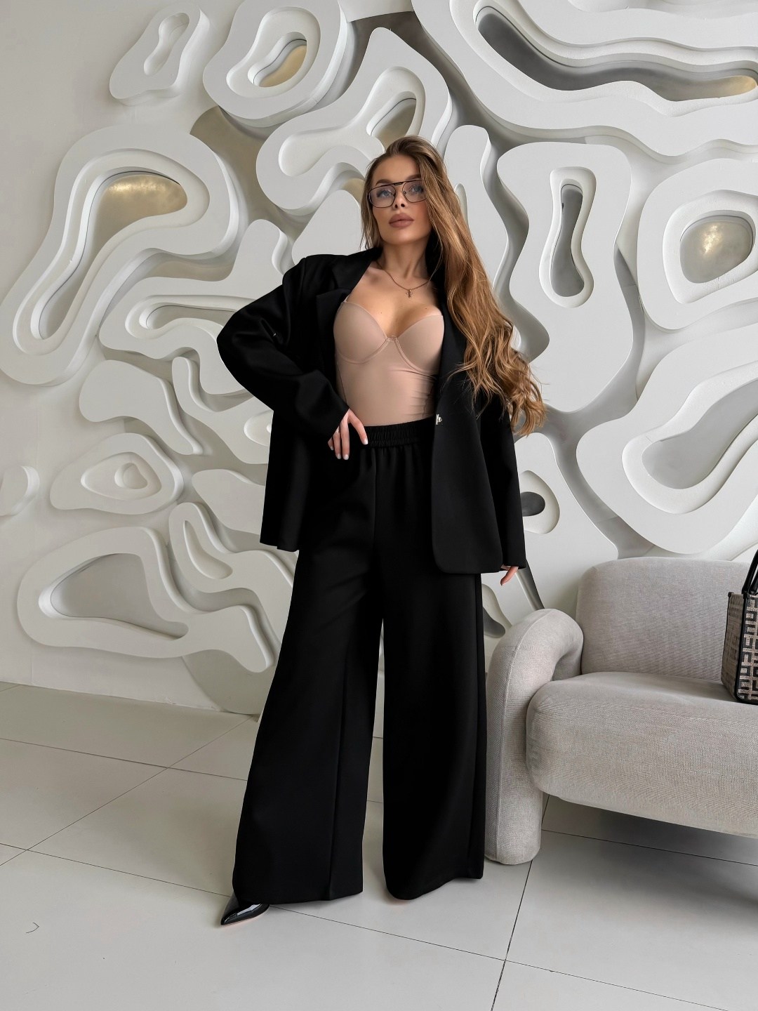 брючный костюм,женский брючный костюм,свободный брючный костюм issa plus,женский брючный классический костюм двойка,костюм женский деловой