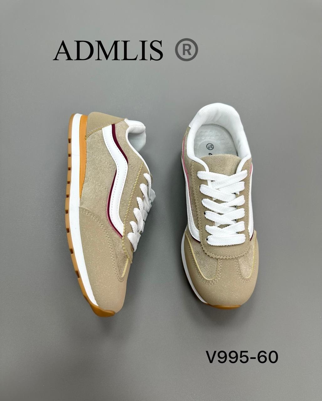 женские кроссовки,,спортивная , женская,кроссовки модные