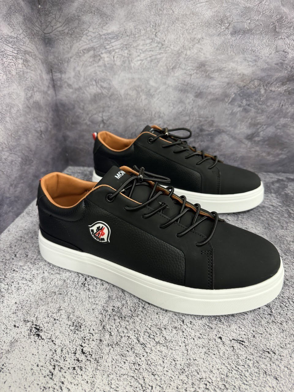 ,повседневные кроссовки,модные кроссовки,мужские кроссовки,кроссовка мужской