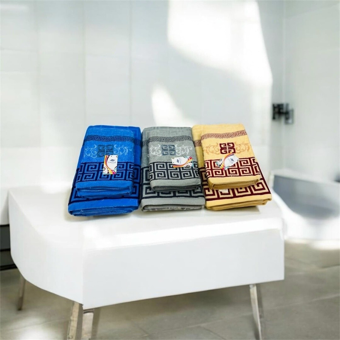 полотенца махровая,полотенца оптом,полотенце версаче ,комплект махровых полотенец,полотенец