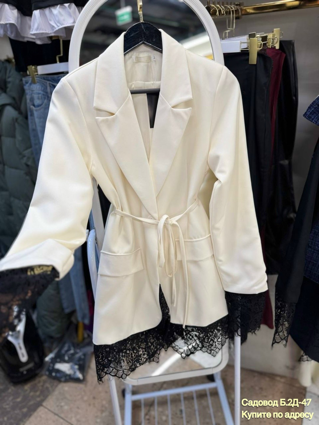 жакет,пиджак с кружевом,пиджак,женский костюм,женский пиджак