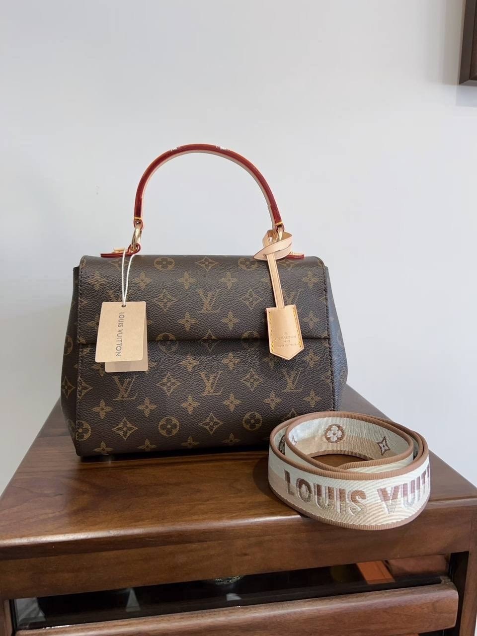 сумка louis vuitton женская,сумка louis vuitton cluny bb,сумка луи виттон,louis vuitton сумка,louis vuitton cluny