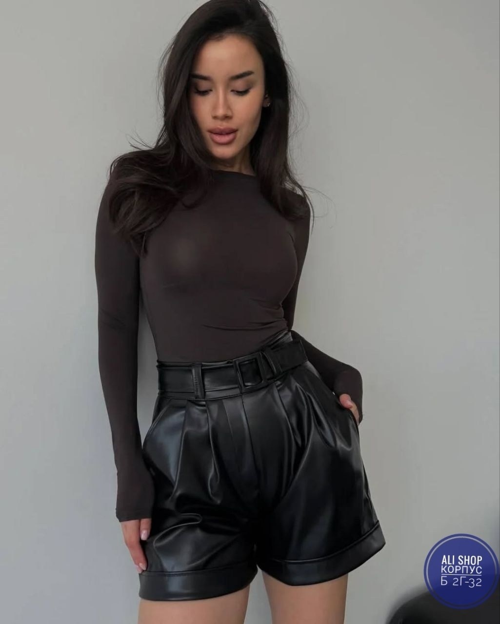 шорты кожаные,шорты женские кожаные,шорты из экокожи женские,шорты кожаные классические из экокожи speranza fashion,черные кожаные шорты