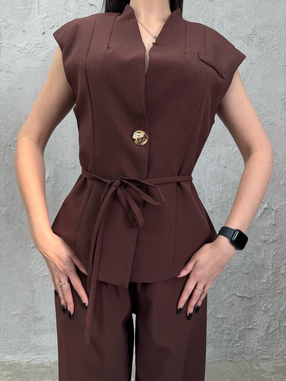 брючный костюм с жилеткой женский льняной,белый брючный костюм,комплект брючный,стильные костюмы,брючный костюм с жилетом