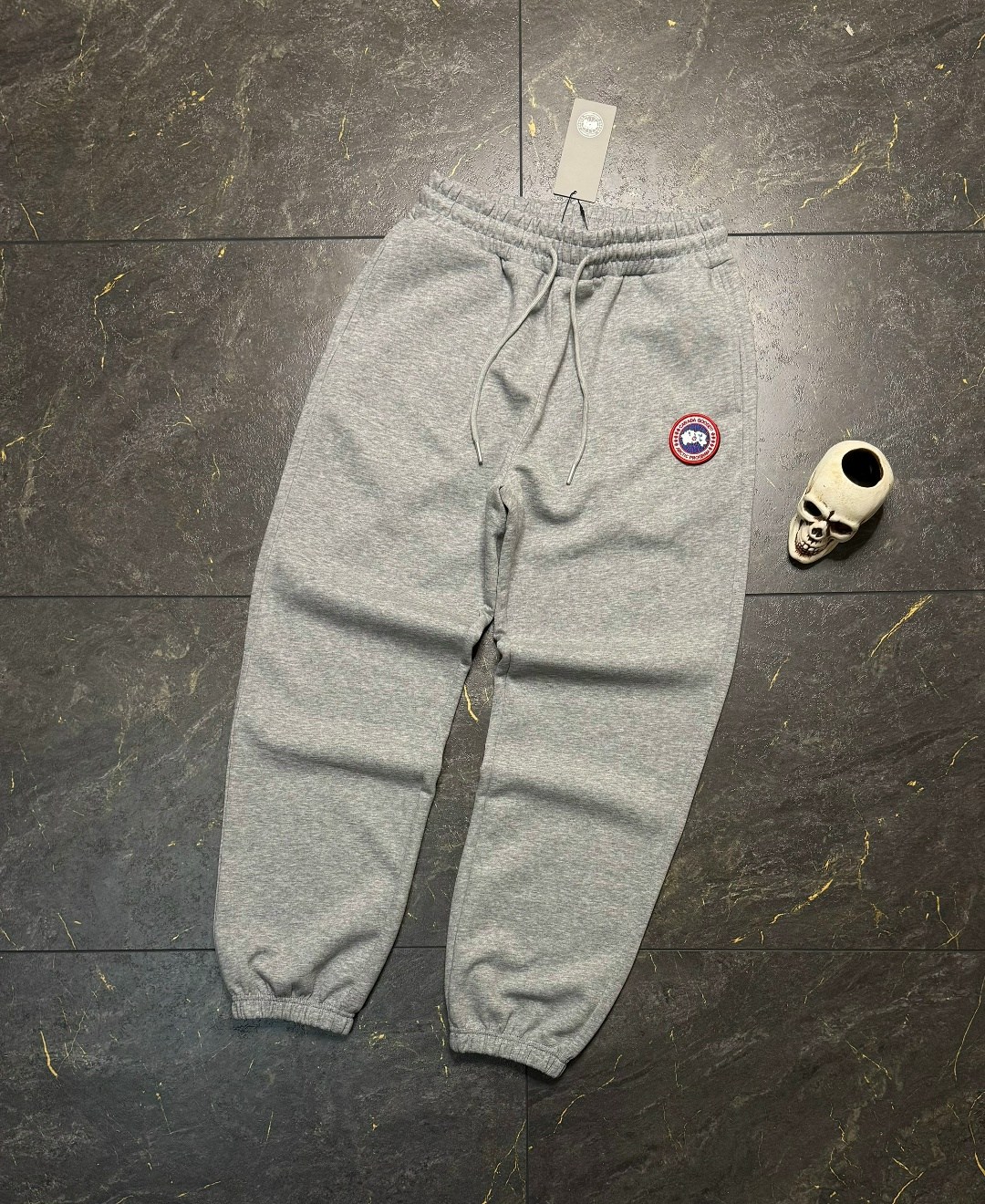 брюки спортивные,мужские спортивные брюки,спортивные штаны,штаны спортивные мужские,спортивные брюки серые