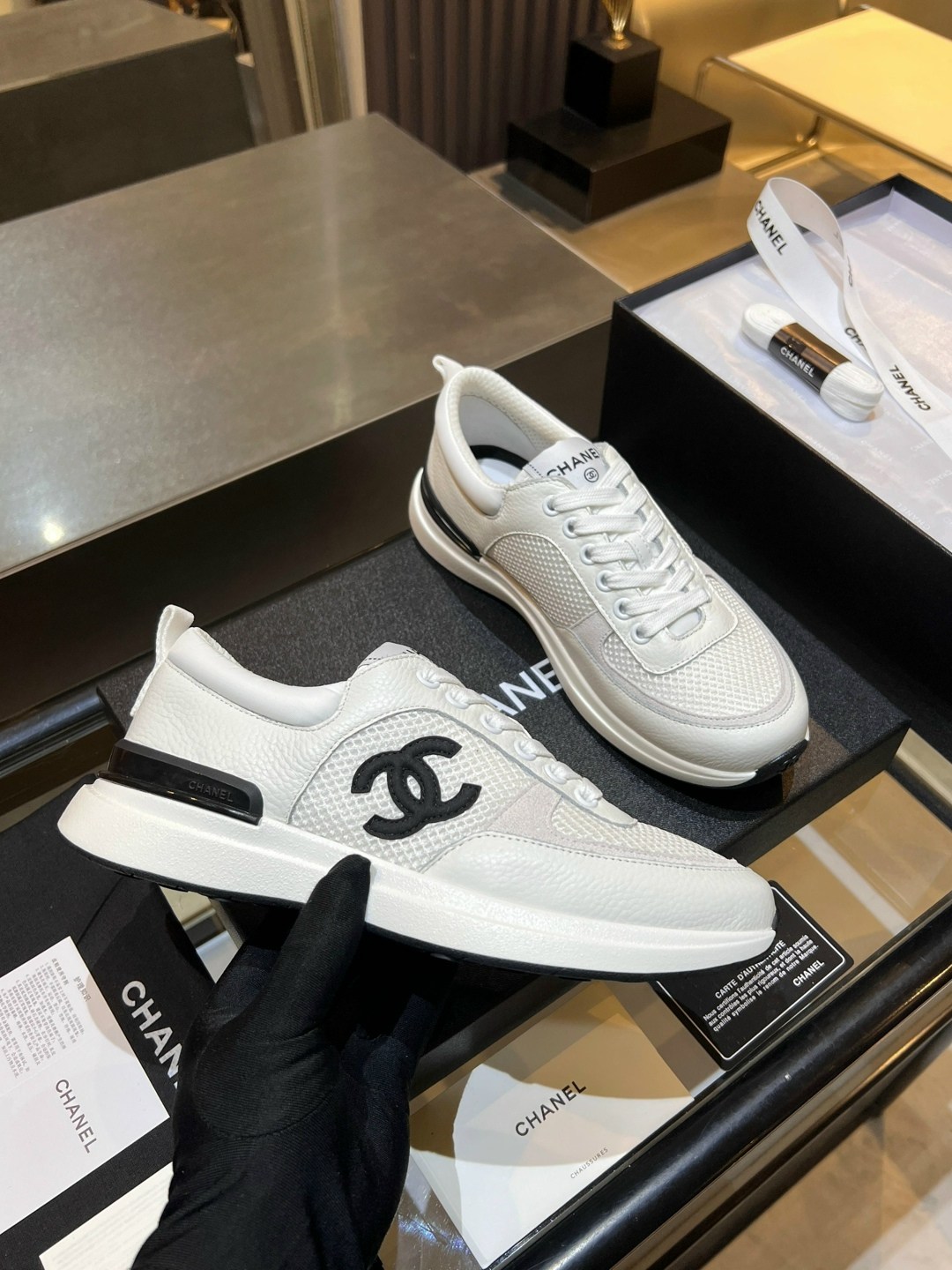 кроссовки женские chanel,chanel кроссовки,кроссовки шанель 2026,шанель кроссовки цум,брендовые кроссовки chanel