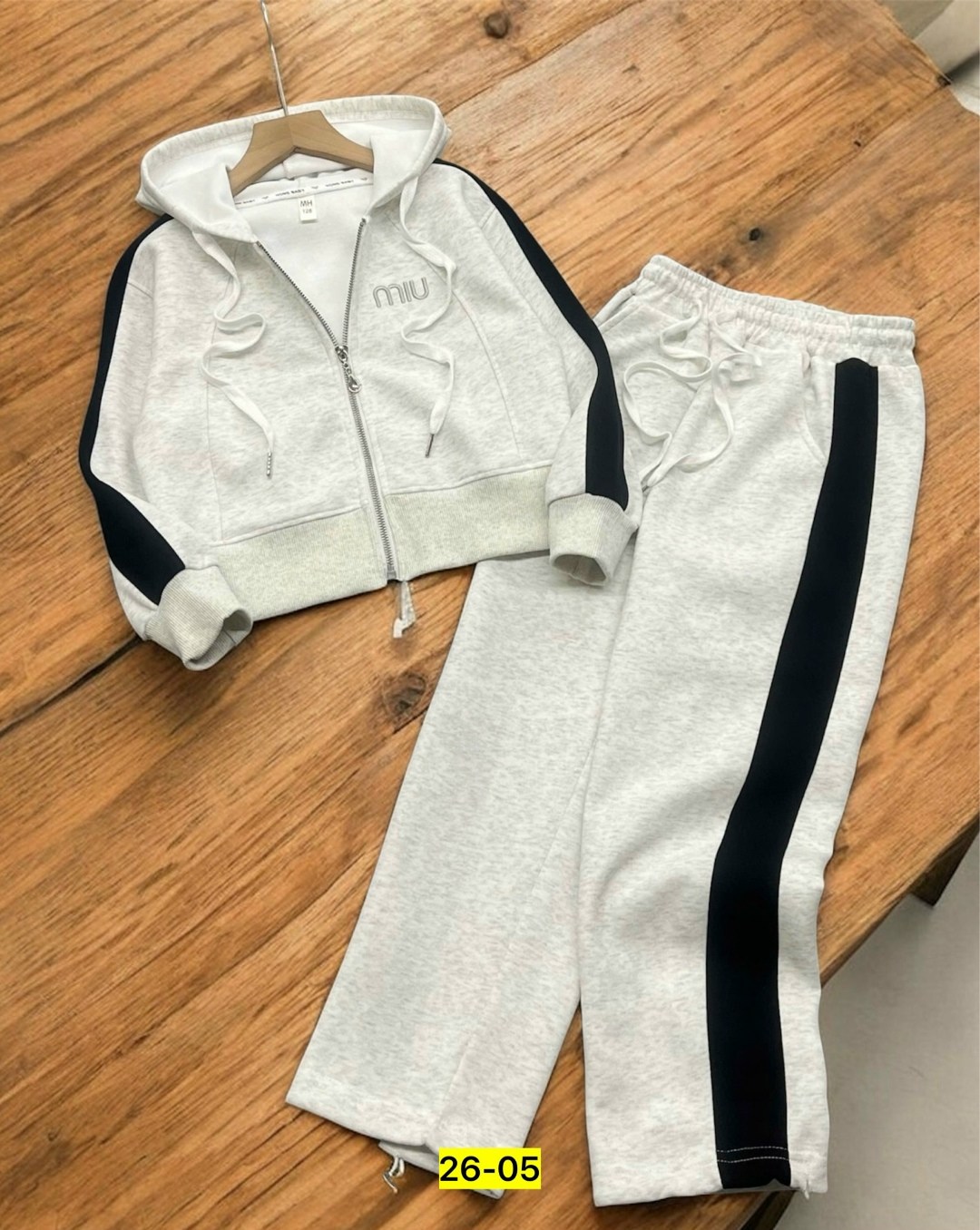 костюм спортивный женский,костюм спортивный,костюм белый,костюм детский,костюм спортивный для девочек