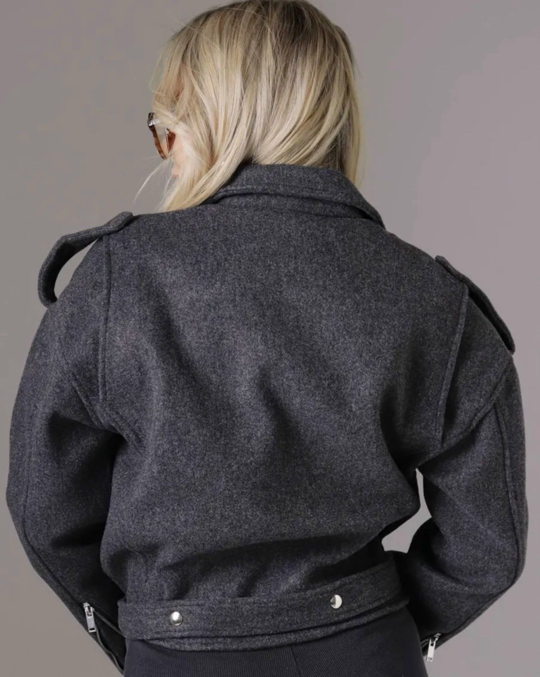 полупальто куртка,стильная куртка,куртка косуха из пальтового материала,куртка косуха из драпа пальтового материала yanalis 217682790,куртка косуха удлиненный драповый