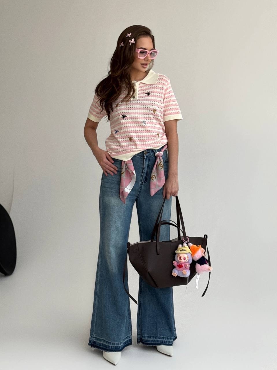 стильные джинсы,брюки джинсы,женские джинсы,одежда для женщин,футболки женская