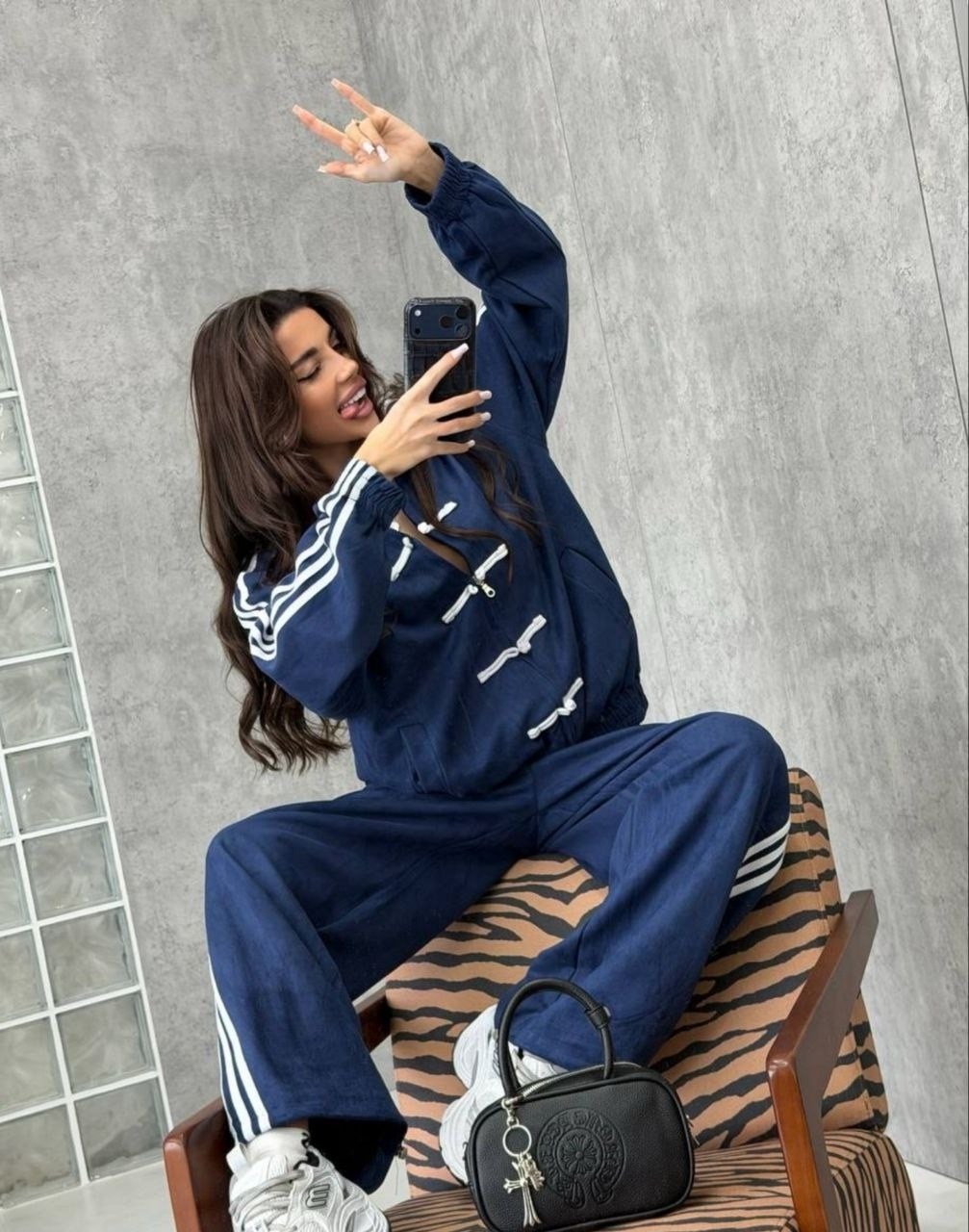 костюм классический,спортивный костюм,женский спортивный костюм,велюровый спортивный костюм,велюровый костюм женский